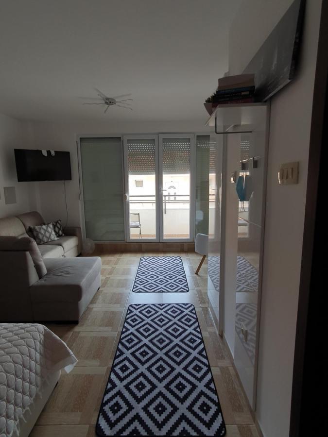 Apartman Becici - บุดวา ภายนอก รูปภาพ